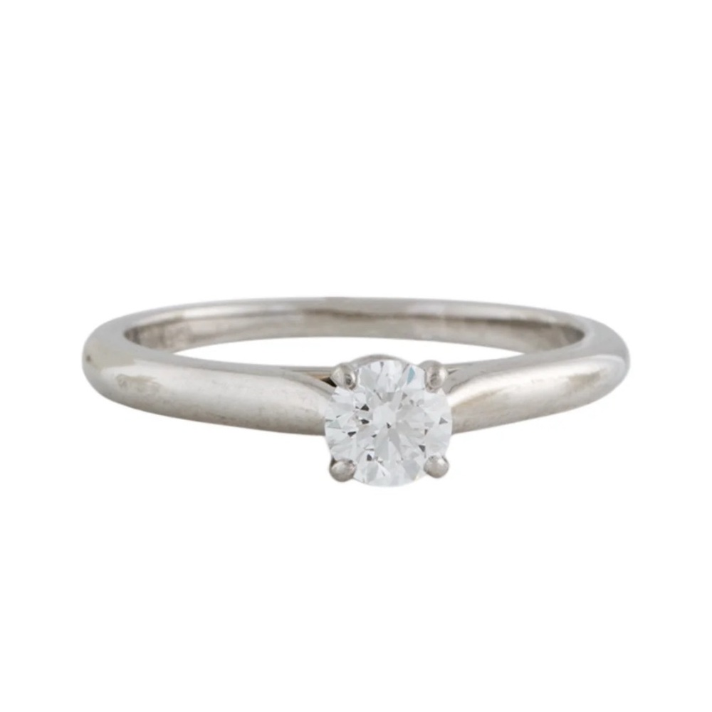 FINAL! Cartier platinum diamond ring. . 0.25 ct size 4.5